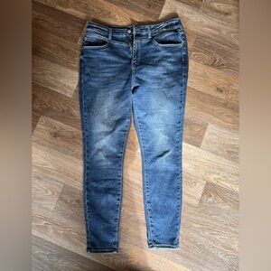 Judy Blue Skinny Jeans – Size 15/32 👖